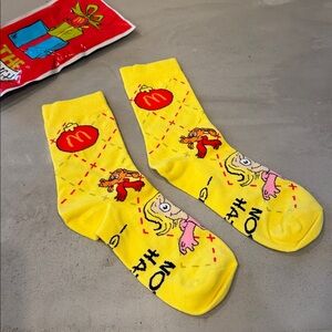 NWT McDonald’s The Grinch Meal Yellow Socks